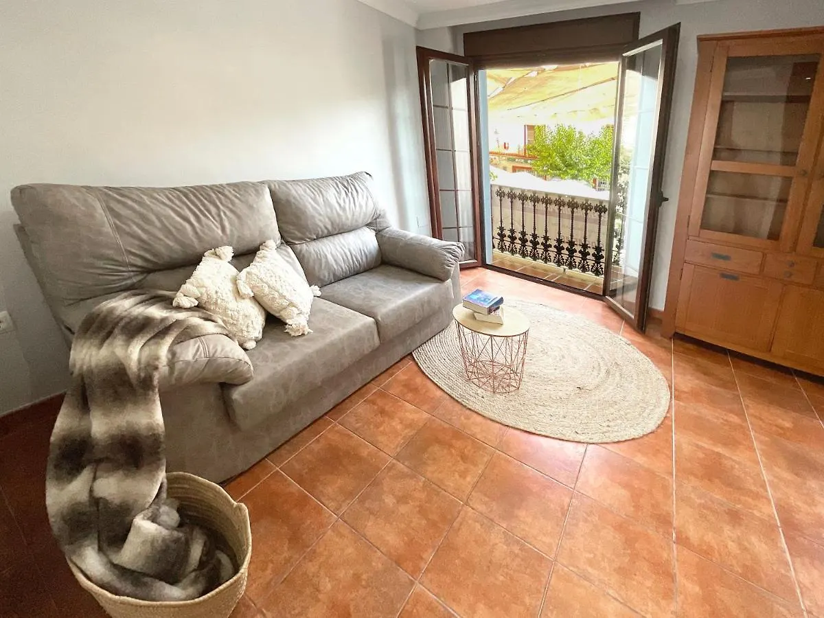 Casa De La Plaza Villa Fondon 0*,